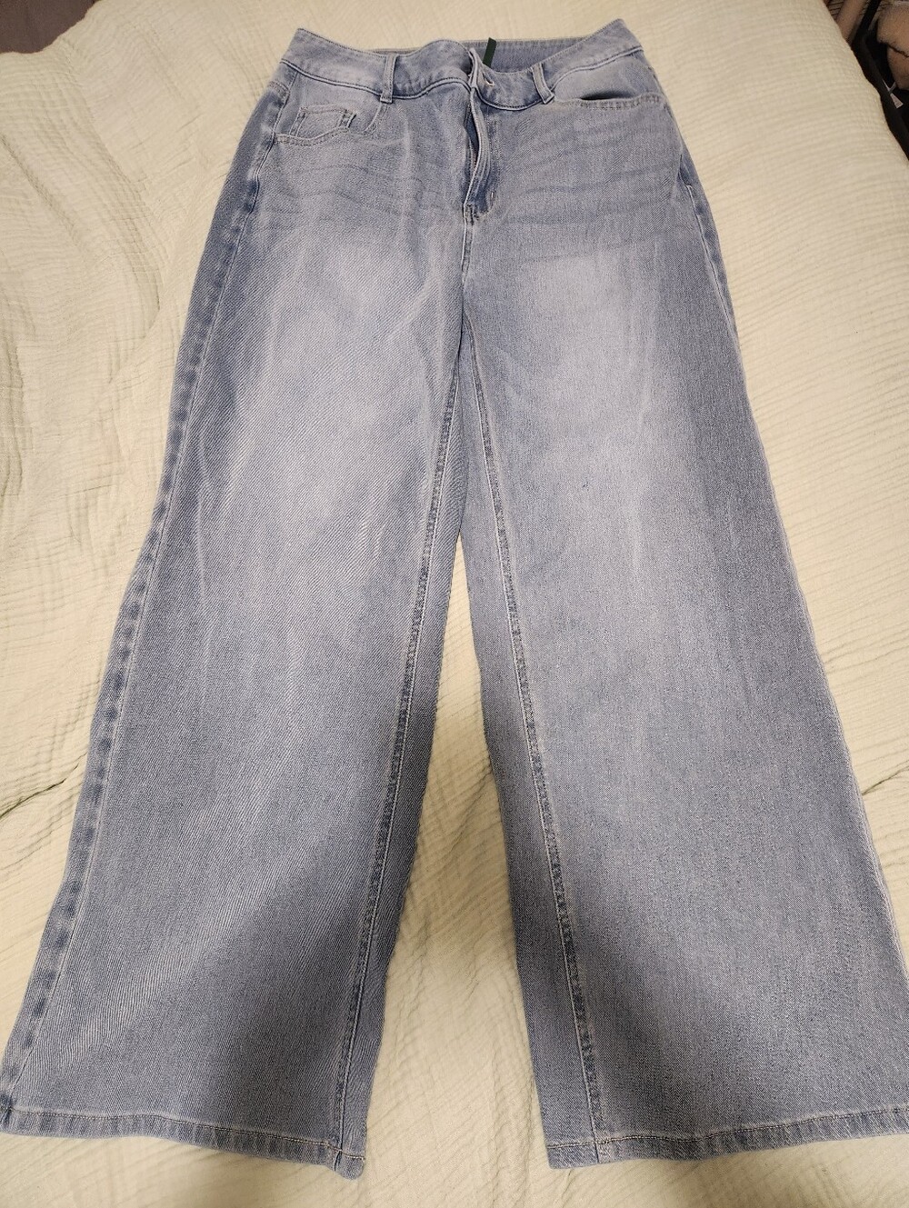 Halara Wide Leg Jeans